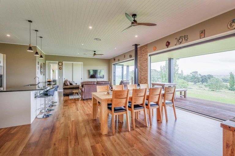 Photo of property in 191b Maharakeke Road, Waipukurau, 4281