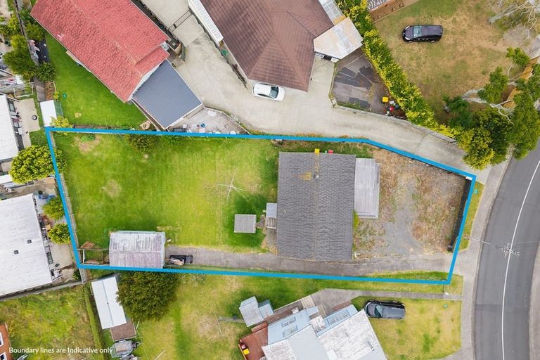 Photo of property in 69 Arimu Road, Papakura, 2110
