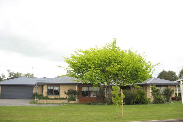 Photo of property in 114 Arnold Street, Leamington, Cambridge, 3432