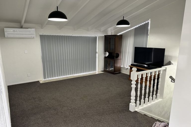 Photo of property in 29 Whitford Road, Howick, Auckland, 2014