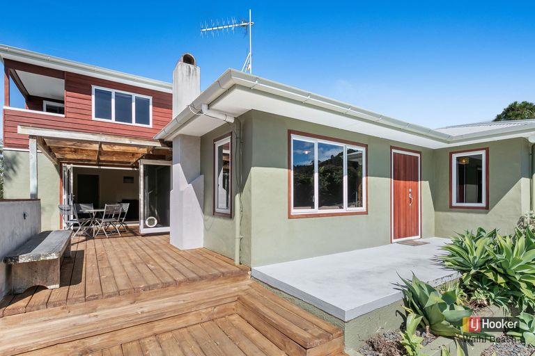 Photo of property in 53 Ocean View Road, Waihi Beach, 3611