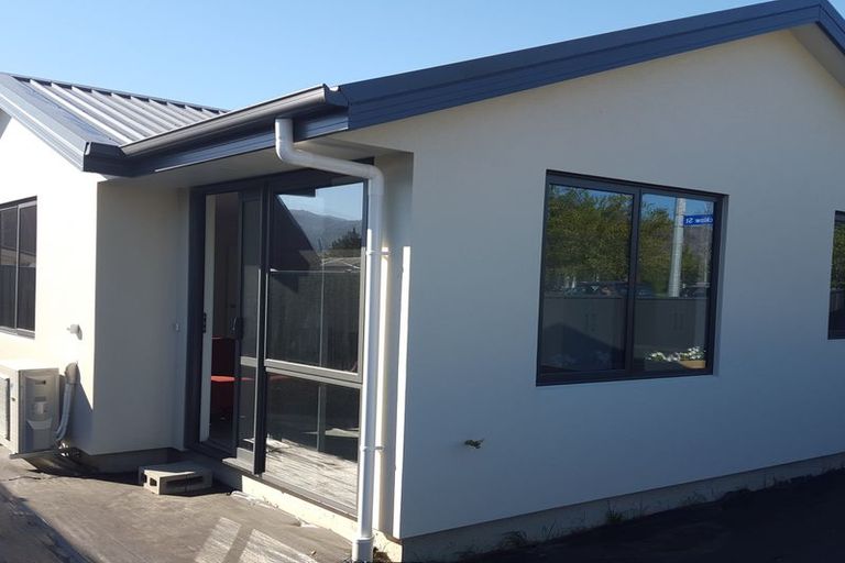 Photo of property in 2 Wicklow Street, Cromwell, 9310