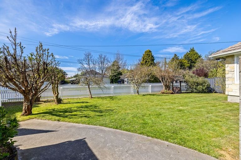 Photo of property in 51 Wayside Avenue, Burnside, Christchurch, 8053