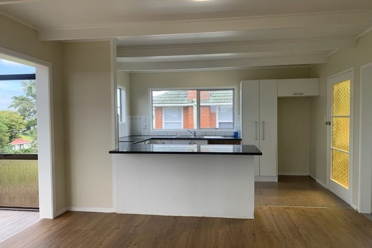 Photo of property in 45 Royal Road, Massey, Auckland, 0614