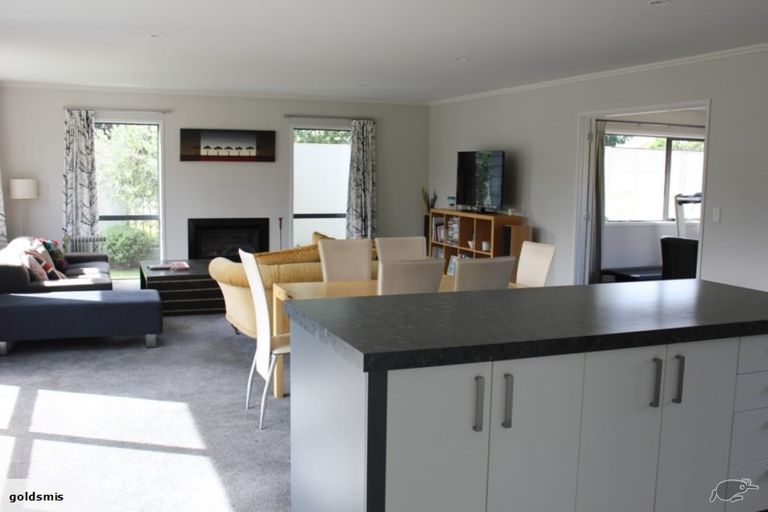 Photo of property in 2 Prebblewood Drive, Prebbleton, 7604