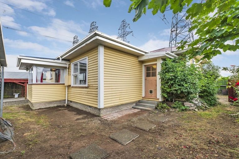 Photo of property in 2/38 Roberts Road, Hei Hei, Christchurch, 8042