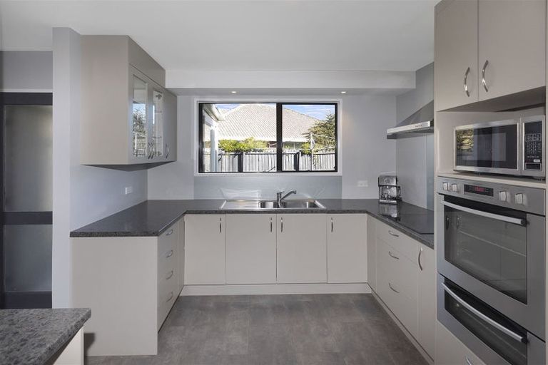 Photo of property in 108 Reynolds Avenue, Bishopdale, Christchurch, 8053