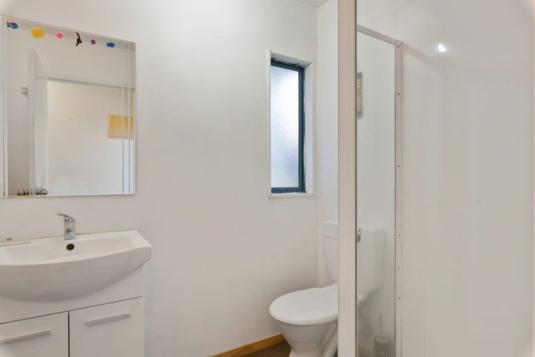 Photo of property in 3/53 The Avenue, Albany, Auckland, 0632