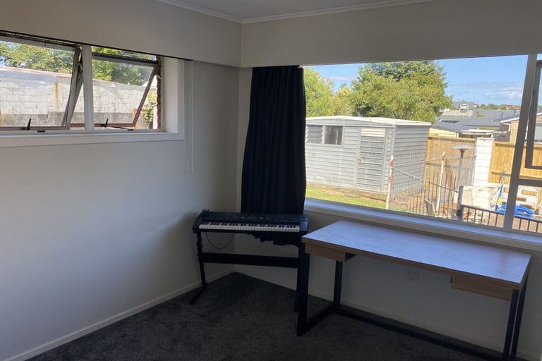 Photo of property in 51 Russleigh Drive, Dinsdale, Hamilton, 3204