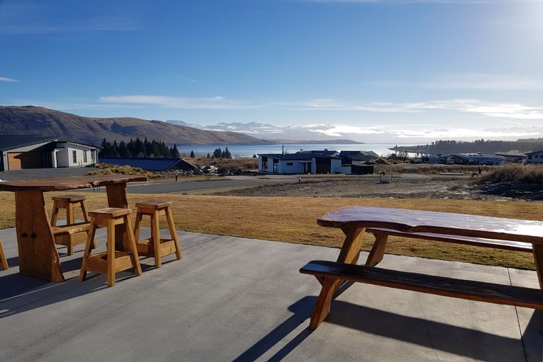 Photo of property in 19 Mistake Drive, Lake Tekapo, 7999
