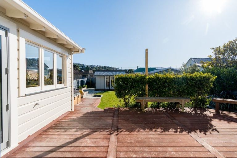 Photo of property in 180 Victoria Road, Saint Clair, Dunedin, 9012