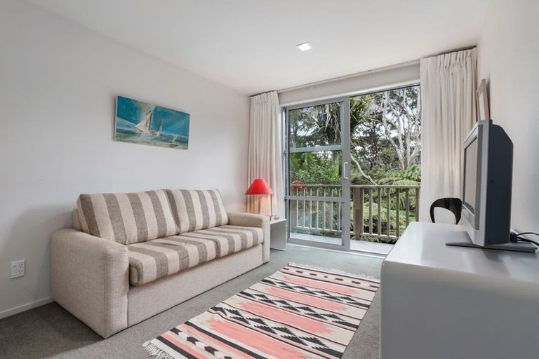 Photo of property in 81 Huia Road, Titirangi, Auckland, 0604