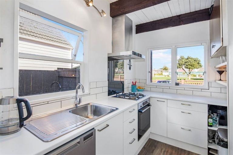 Photo of property in 5/20 Frankmoore Avenue, Johnsonville, Wellington, 6037