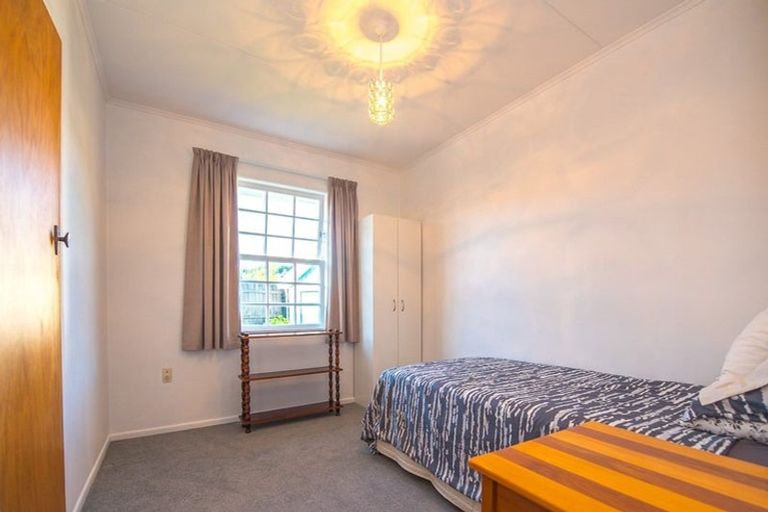 Photo of property in 35 Mountbatten Grove, Clouston Park, Upper Hutt, 5018