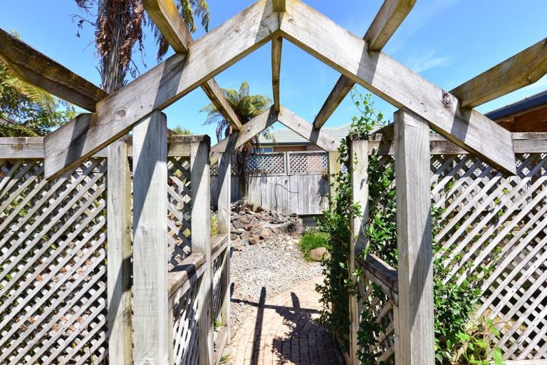 Photo of property in 2 Rochester Place, Nawton, Hamilton, 3200