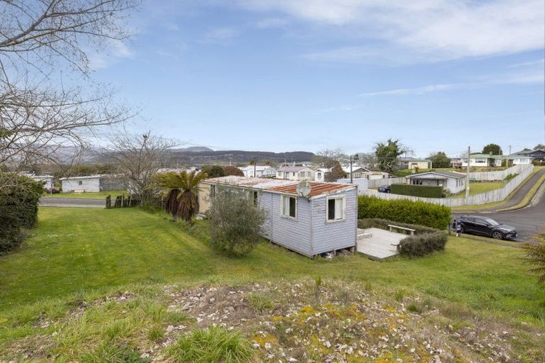 Photo of property in 12 Moana Crescent, Mangakino, 3421