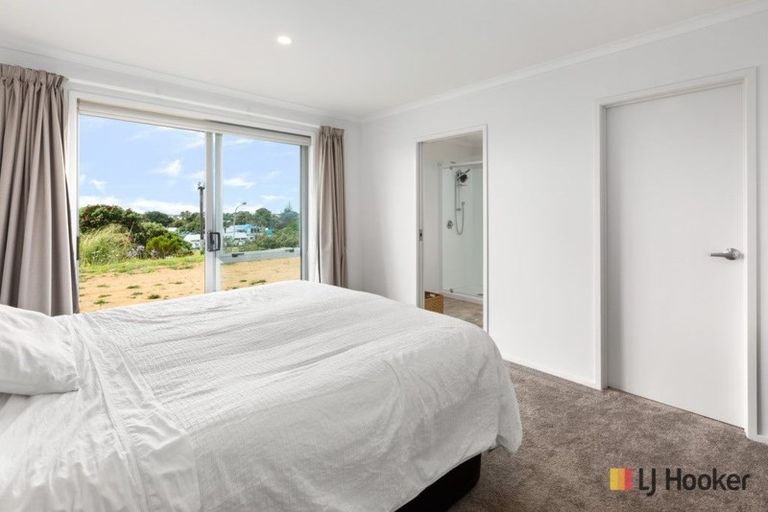 Photo of property in 93b Beach Road, Waihi Beach, 3611