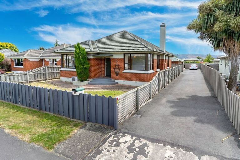 Photo of property in 82 Bush Road, Mosgiel, 9024