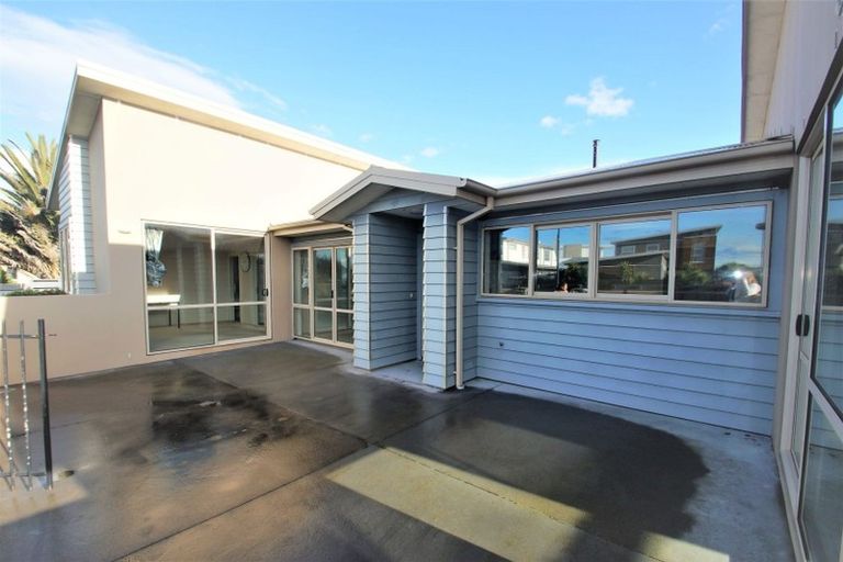 Photo of property in 111 Aston Drive, Waimairi Beach, Christchurch, 8083