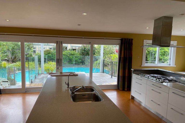 Photo of property in 2 Cremorne Street, Herne Bay, Auckland, 1011