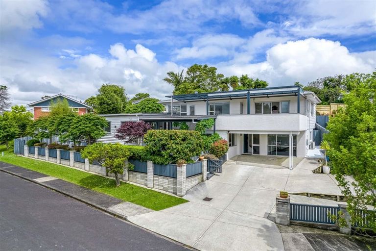 Photo of property in 4 Bacot Place, Howick, Auckland, 2014