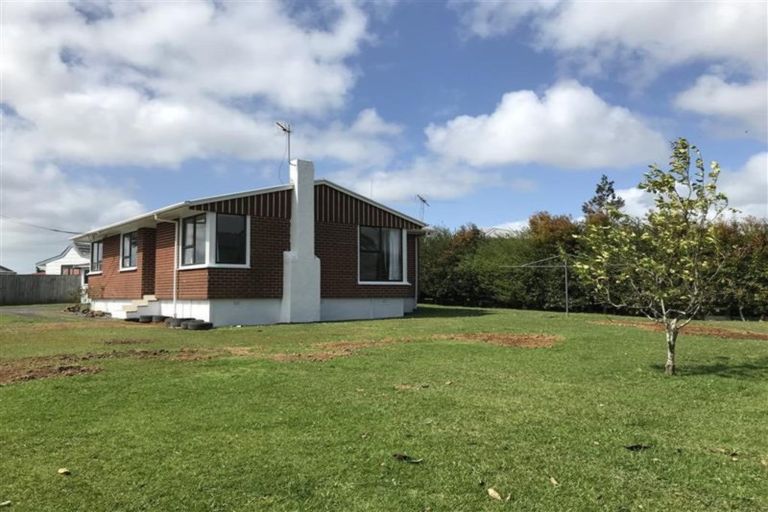 Photo of property in 13 Mclean Avenue, Papatoetoe, Auckland, 2025