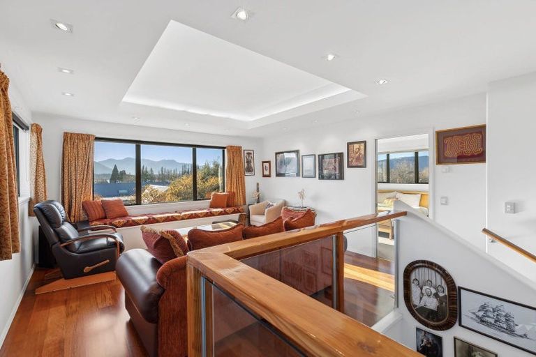 Photo of property in 29 Kelliher Drive, Wanaka, 9305