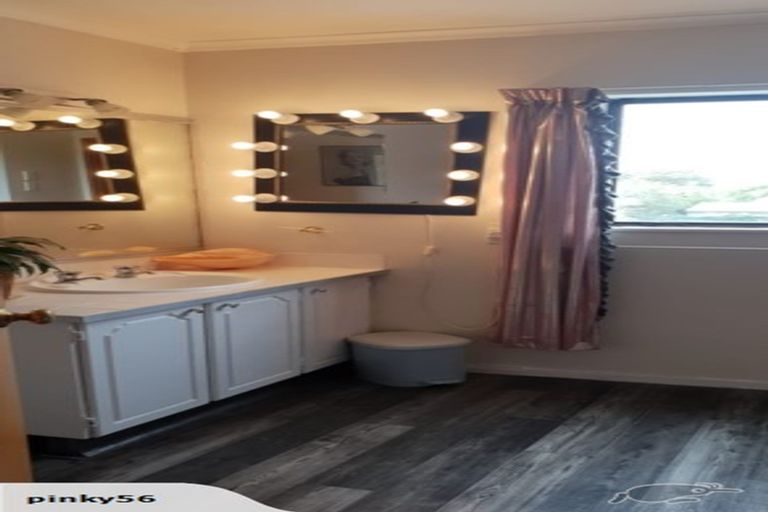 Photo of property in 2b Denver Place, Milson, Palmerston North, 4414