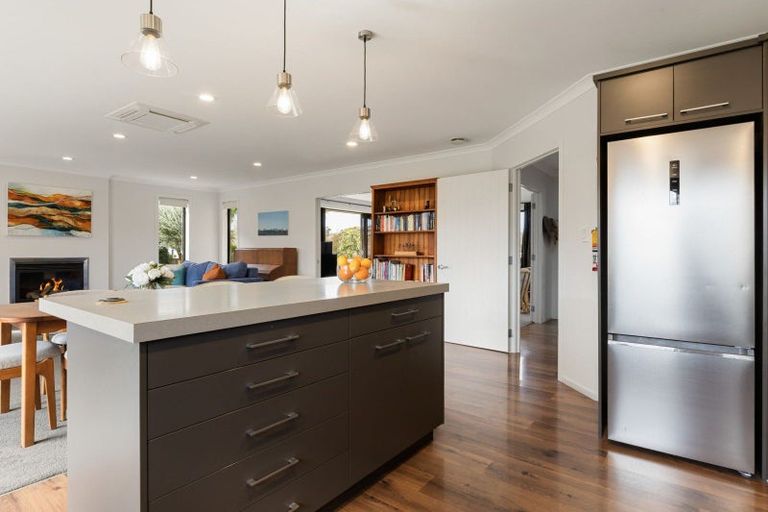 Photo of property in 9 Cooper Crescent, Cambridge, 3434