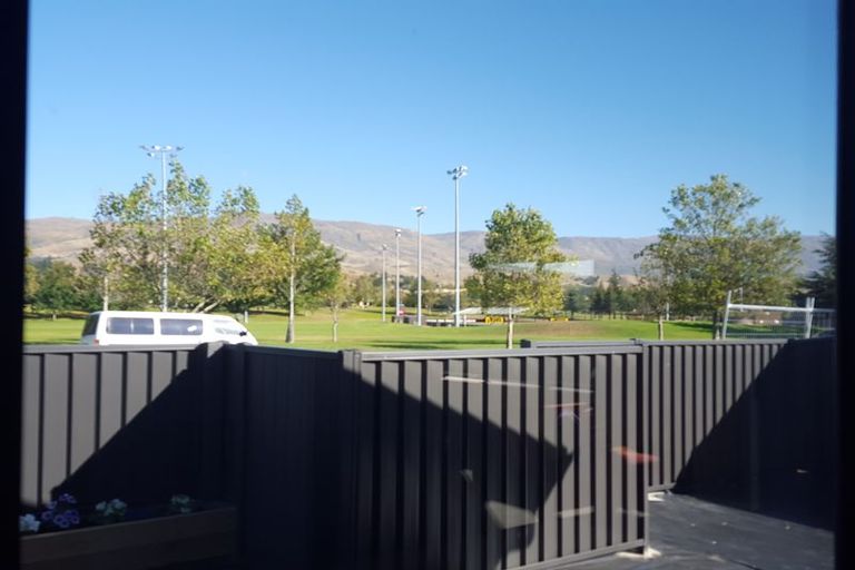 Photo of property in 2 Wicklow Street, Cromwell, 9310