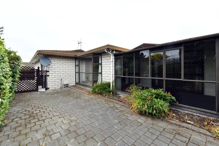 Photo of property in 57 Regency Crescent, Redwood, Christchurch, 8051