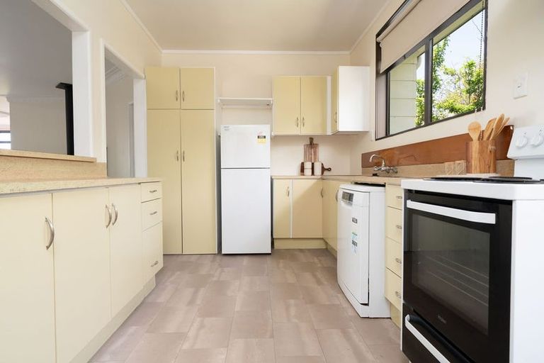 Photo of property in 56b King Street, Hikurangi, 0114