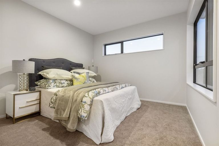 Photo of property in 51a Reynella Drive, Massey, Auckland, 0614