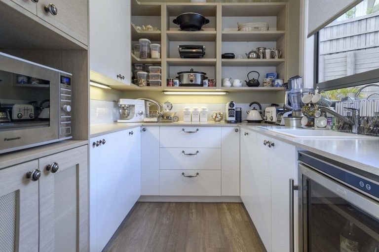 Photo of property in 64 Saint Michaels Avenue, Bethlehem, Tauranga, 3110