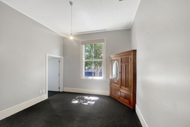 Photo of property in 92a Milson Line, Milson, Palmerston North, 4414