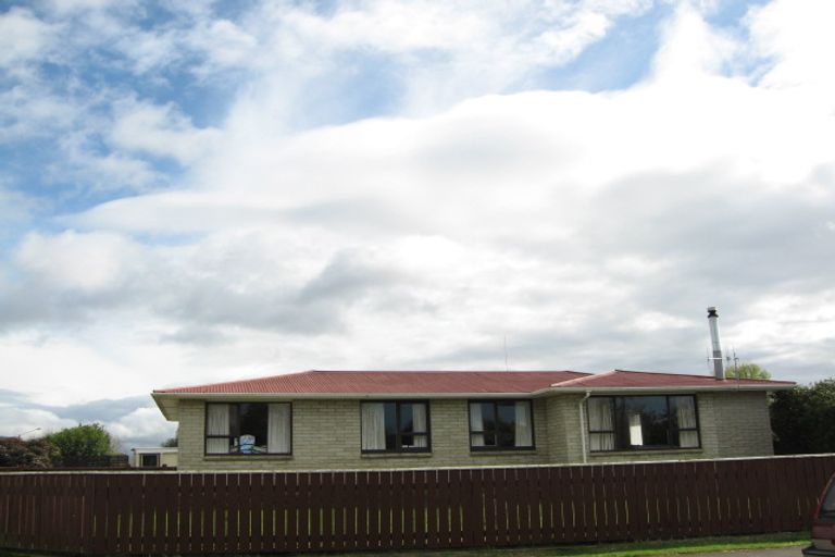 Photo of property in 85 Lipscombe Crescent, Havelock North, 4130