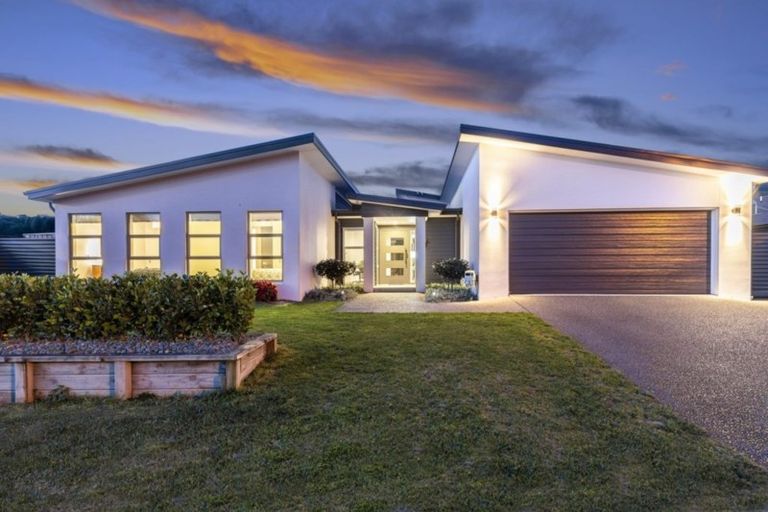 Photo of property in 45 Lynley Park Drive, Omokoroa, 3114