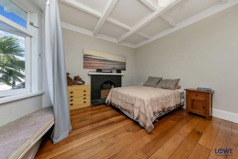 Photo of property in 60 Ngataringa Road, Devonport, Auckland, 0624