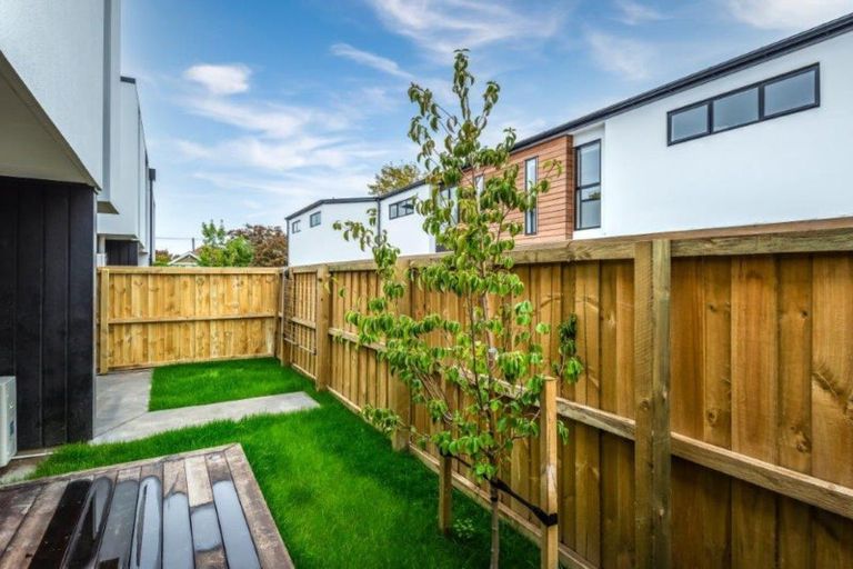 Photo of property in 2/10 Bishop Street, St Albans, Christchurch, 8014