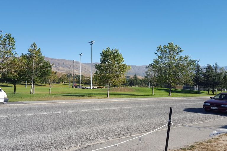 Photo of property in 2 Wicklow Street, Cromwell, 9310