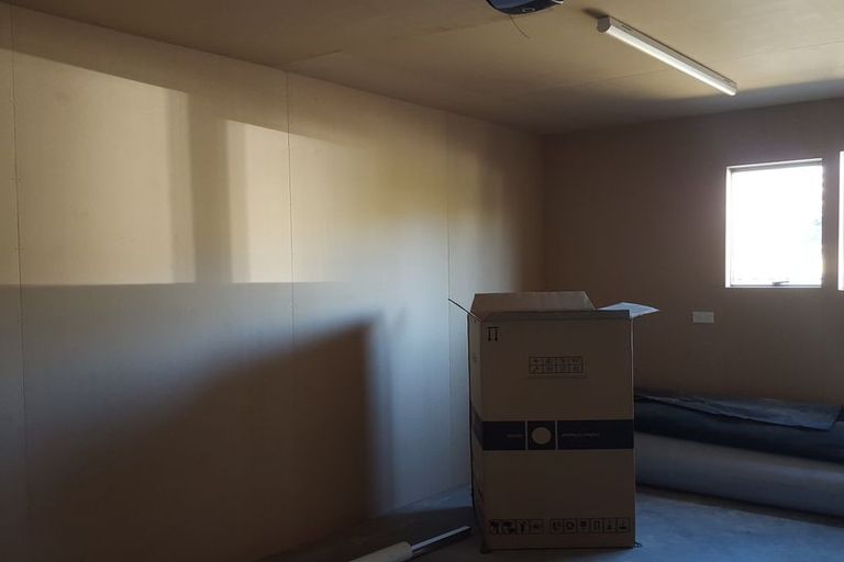 Photo of property in 2 Wicklow Street, Cromwell, 9310