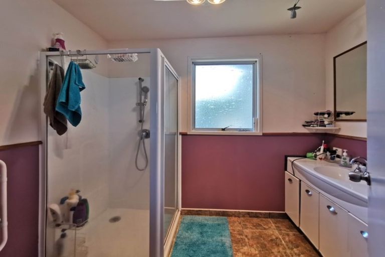 Photo of property in 6 Udall Place, Bucklands Beach, Auckland, 2014