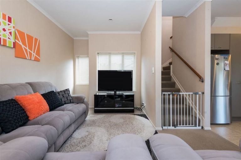 Photo of property in 76 Skip Lane, East Tamaki, Auckland, 2013