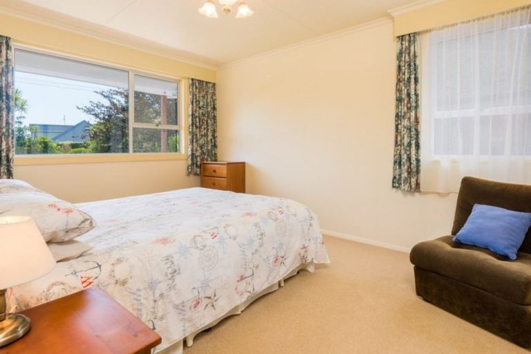 Photo of property in 6 Waimarama Street, Waikawa, Picton, 7220