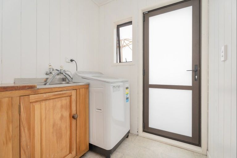 Photo of property in 37 Hornsea Road, Tairua, 3508