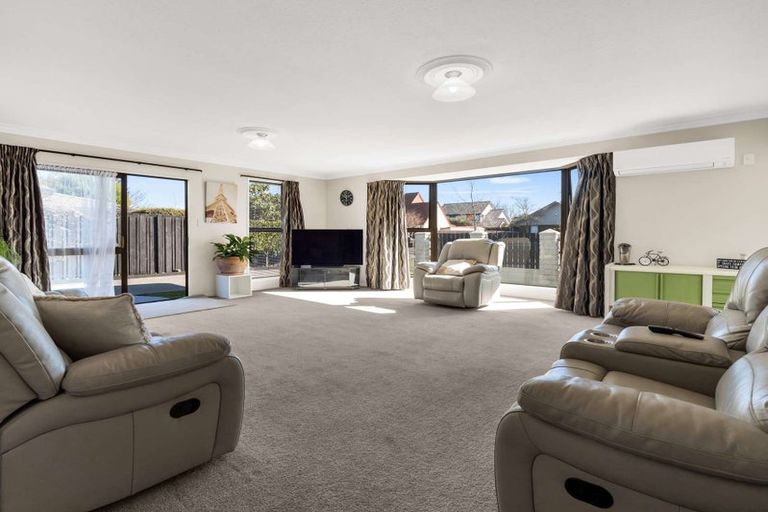 Photo of property in 20 Lancewood Drive, Halswell, Christchurch, 8025