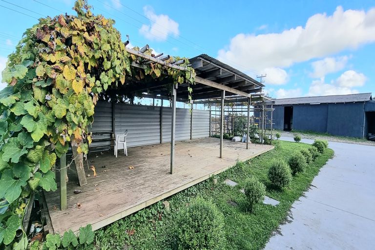 Photo of property in 130 Irwin Road, Kingseat, Pukekohe, 2679