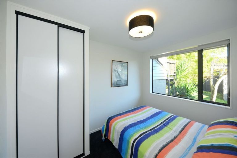 Photo of property in 8 Strathean Avenue, Avonhead, Christchurch, 8042