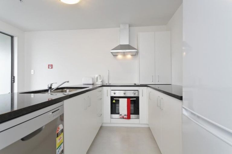 Photo of property in 6/26 Railway Street West, Papakura, 2110