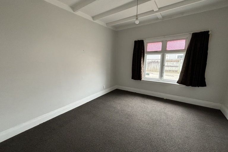 Photo of property in 100 Ferguson Street, West End, Palmerston North, 4412